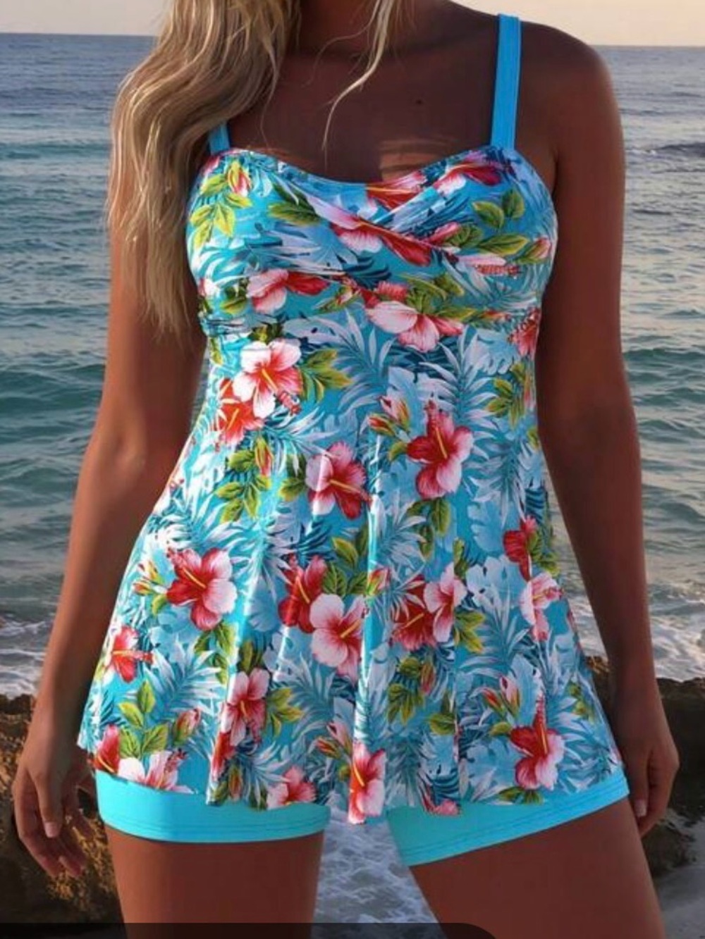 SHEIN 4XL Blue Floral Tankini Swim Top with Swim Shorts